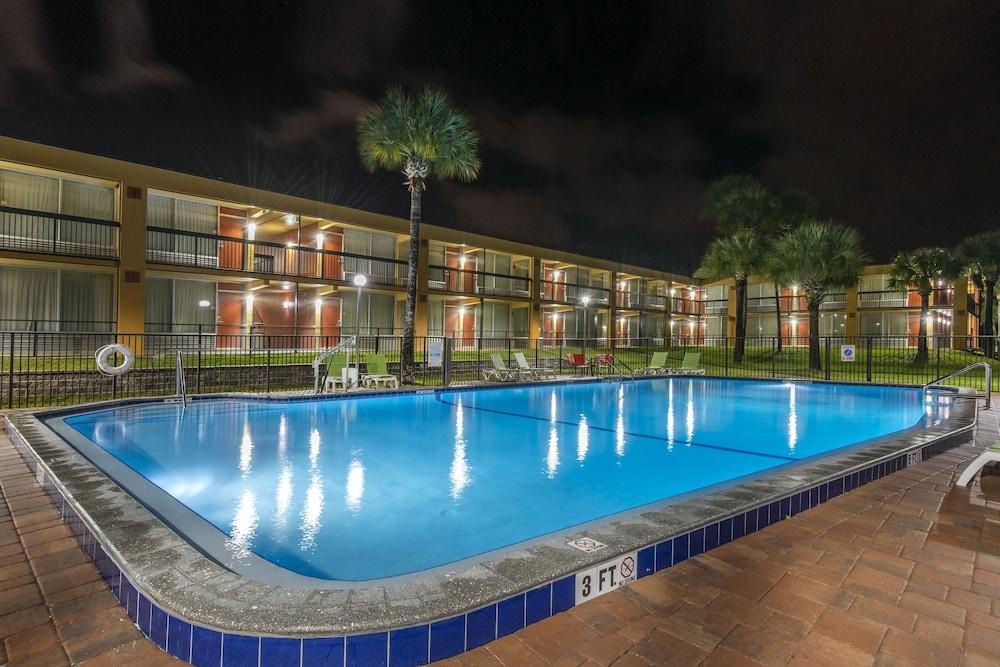 Quality Inn And Suites Palatka Riverfront Kültér fotó