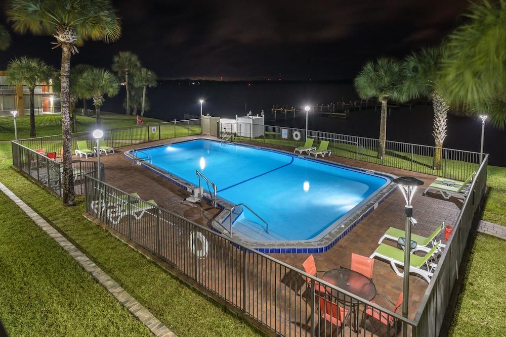 Quality Inn And Suites Palatka Riverfront Kültér fotó