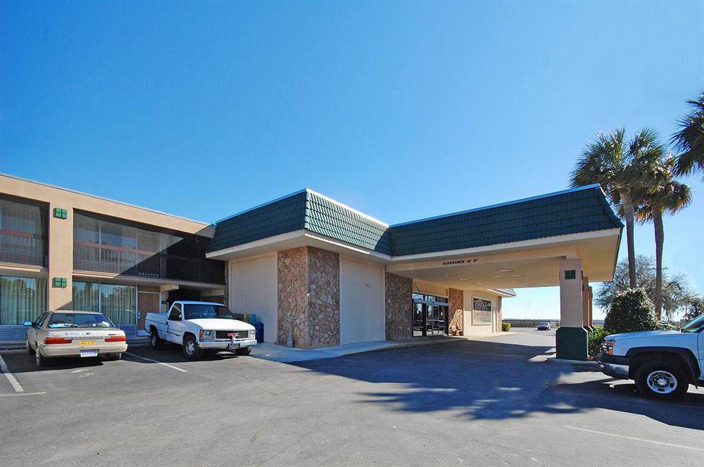 Quality Inn And Suites Palatka Riverfront Kültér fotó